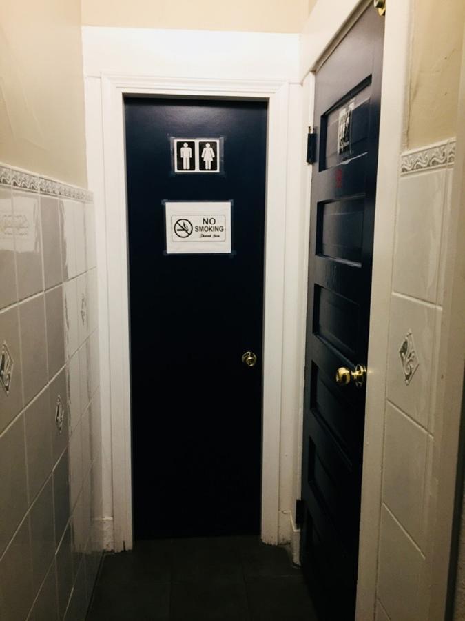 Hotel Ambassador Ванкувер Екстер'єр фото