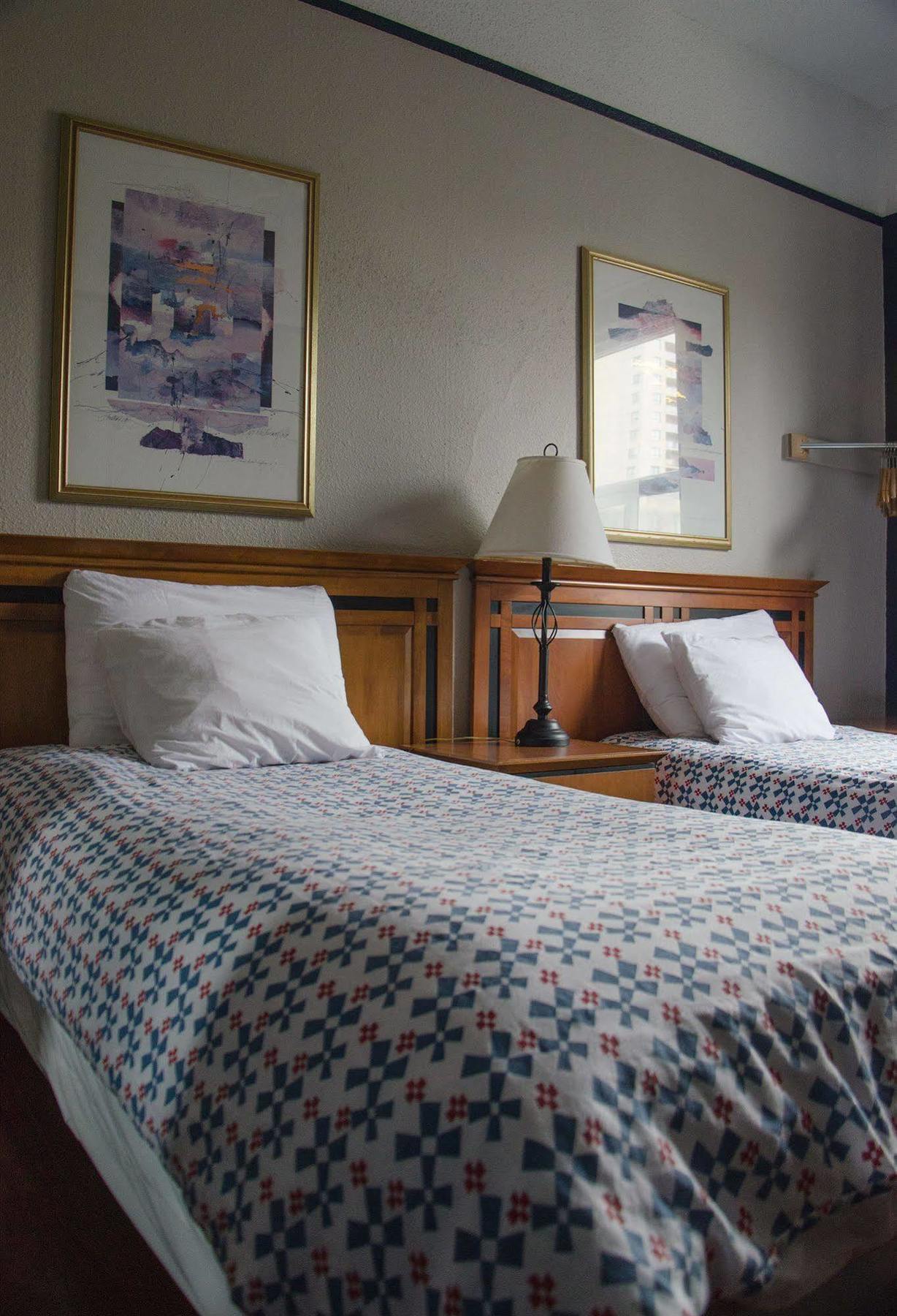 Hotel Ambassador Ванкувер Екстер'єр фото